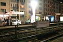 Person unter KVB Bahn Koeln Eifelstr P23